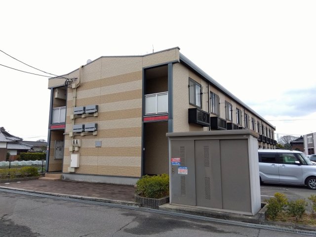 レオパレスブレッツァの外観写真