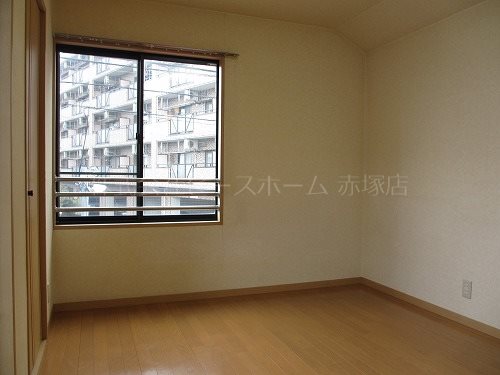 フォレスタ春日の内装写真