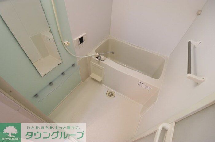 ウィステリアの風呂写真