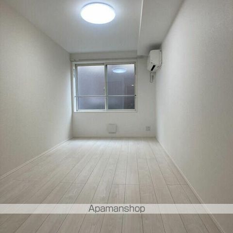 Dear Court 高円寺Aの居間写真