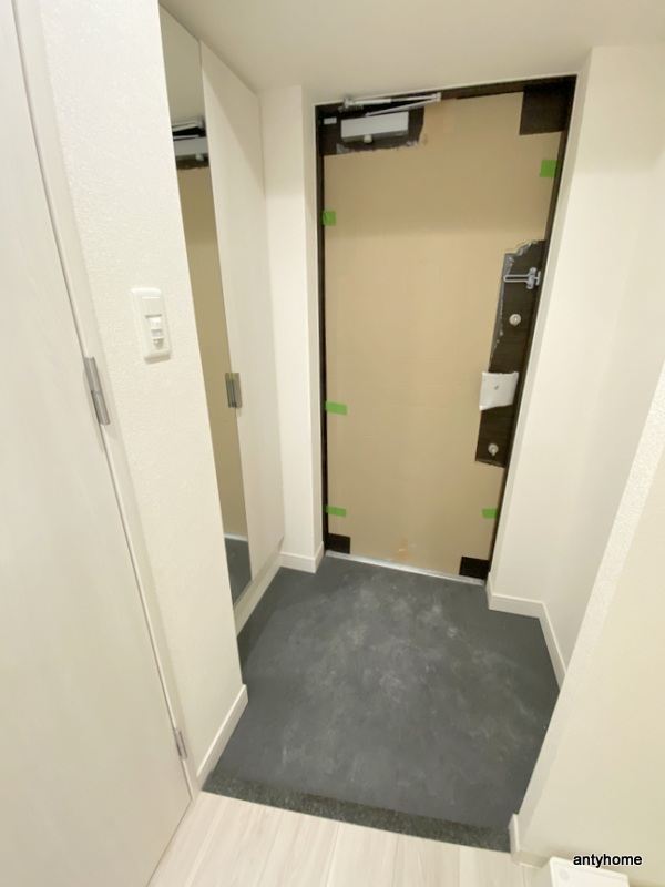 プレサンス大国町アドロッソの玄関写真
