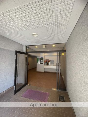 広島電鉄宇品線 市役所前駅 徒歩4分 11階建 築48年の外観写真