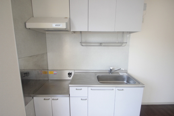 キッチン　※別部屋の写真です