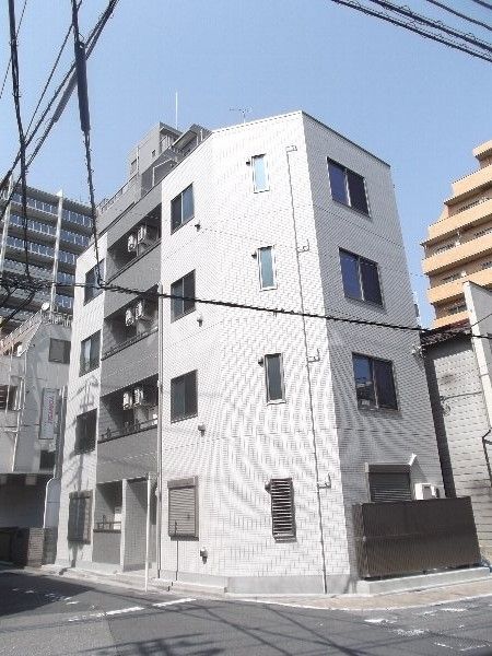 東京メトロ千代田線 綾瀬駅 徒歩2分 4階建 築10年の外観写真