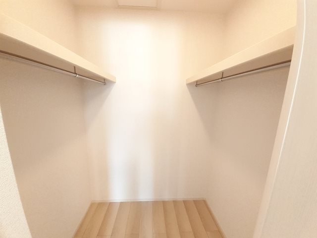 収納　※別号室の写真です。