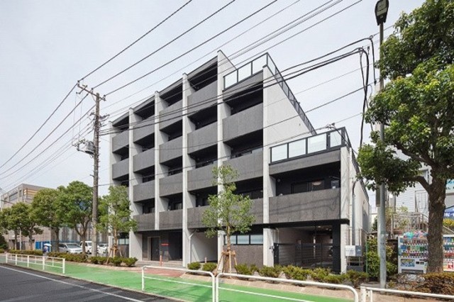 建物外観　５階建ての賃貸マンション