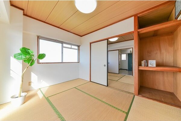 ベルメゾン大山の居間写真