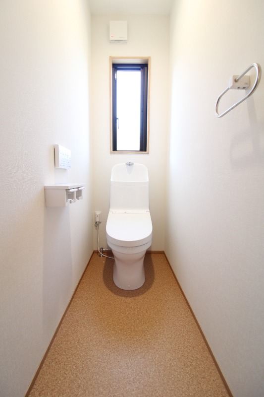 濱田貸家 1号棟のトイレ写真