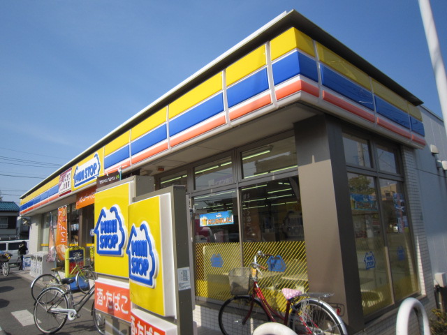 コンビニ　ミニストップ練馬上石神井３丁目店（コンビニ）まで573m