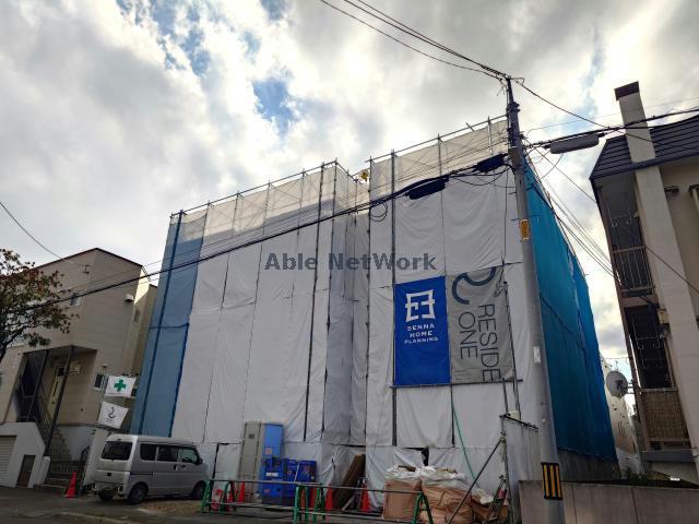 建物外観　建築中