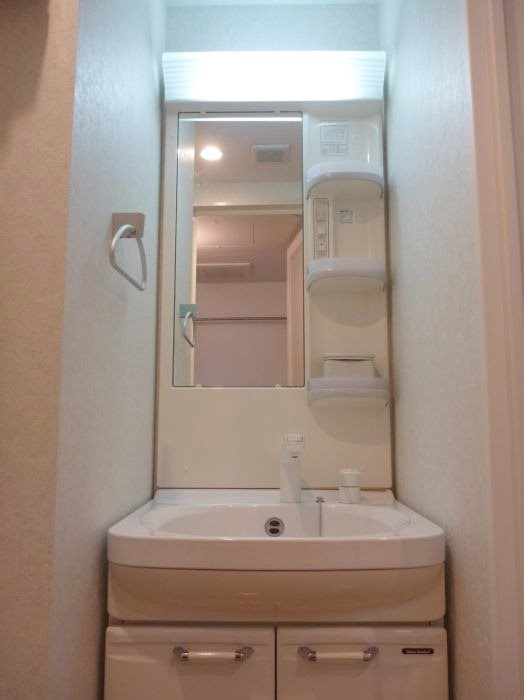 洗面設備　※別号室の参考写真になります。
