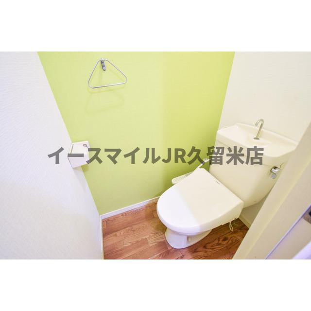 トイレ　落ち着いたトイレです