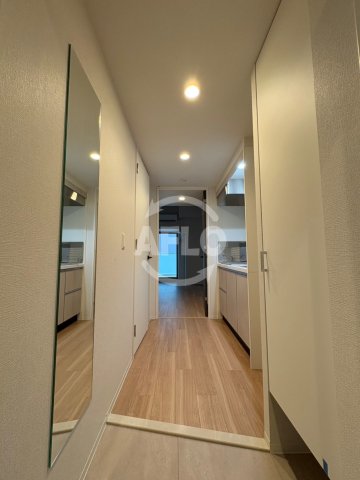 玄関　コンフォリア・リヴ大阪本町　玄関