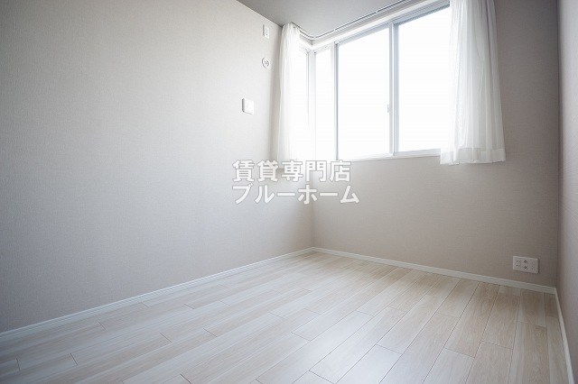 その他　5.1帖の広い洋室です！