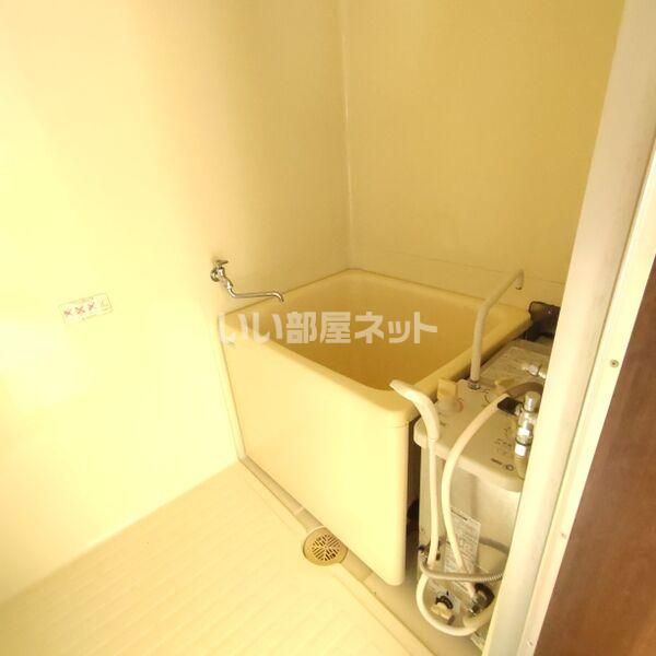 ＪＲ東北本線 岩手飯岡駅 徒歩19分 2階建 築39年の風呂写真