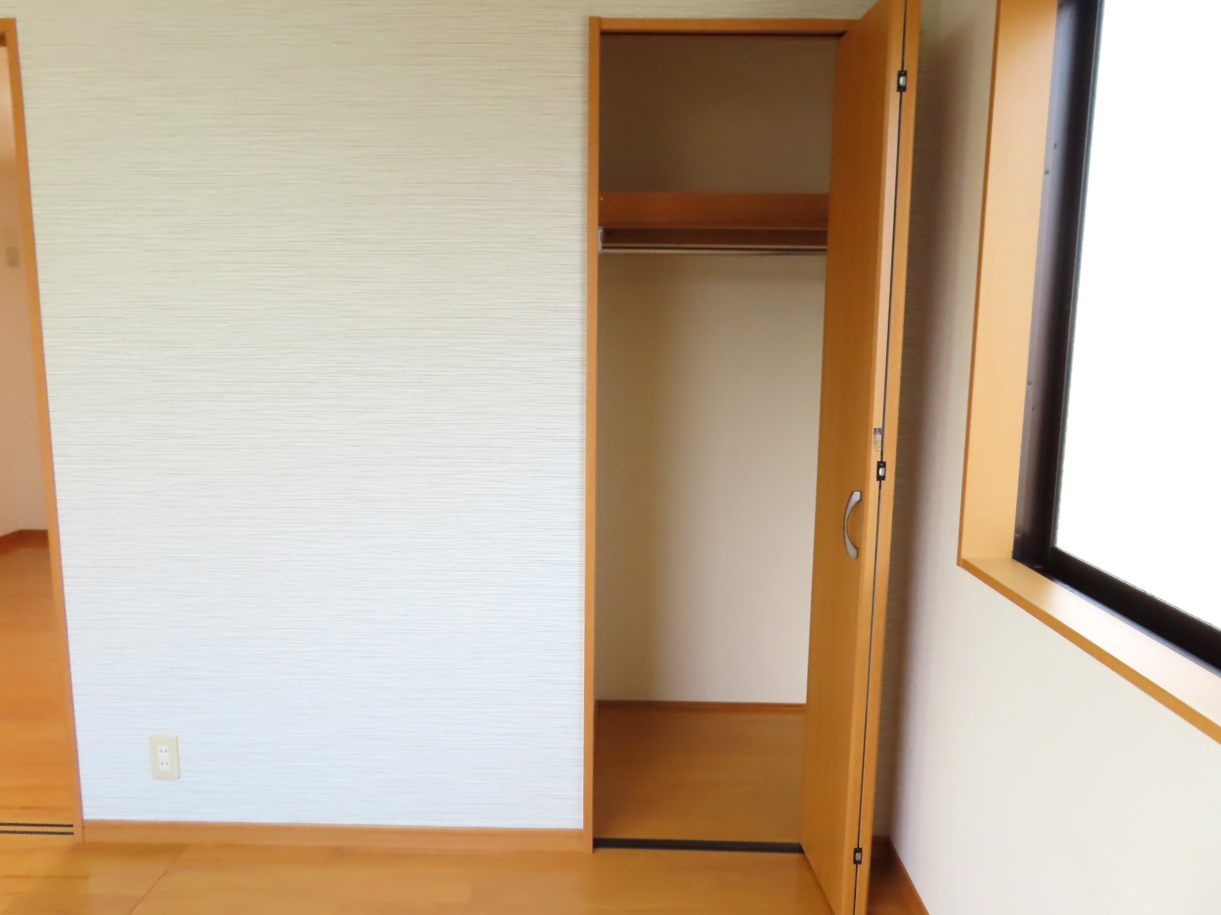 収納　洋室6.8帖クローゼット