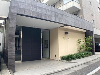 【世田谷区船橋のマンションの建物外観】