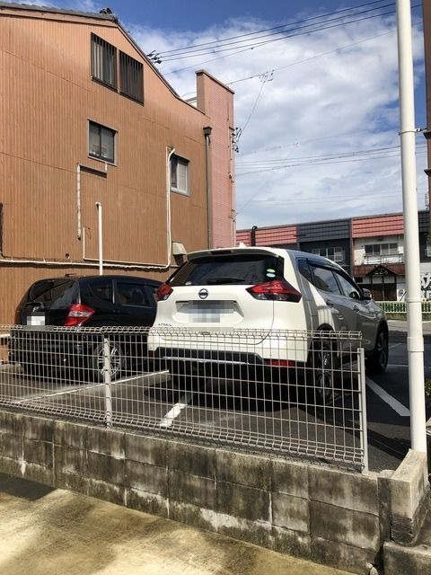 【早川コーポIIの駐車場】