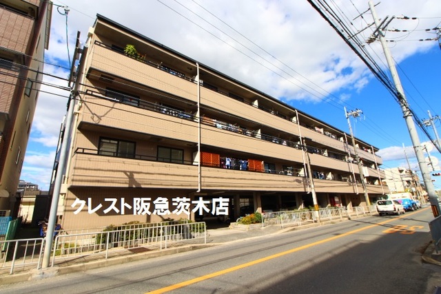 茨木市星見町のマンションの建物外観