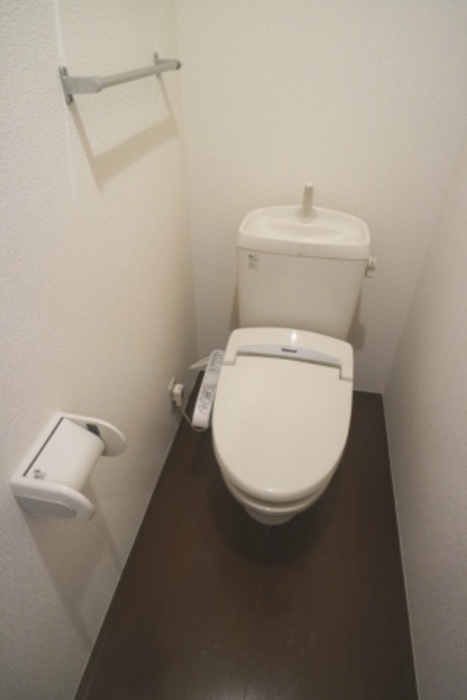 【ガーデンビレッジC棟のトイレ】