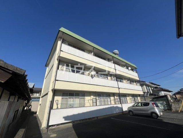 シルクハイツの外観
