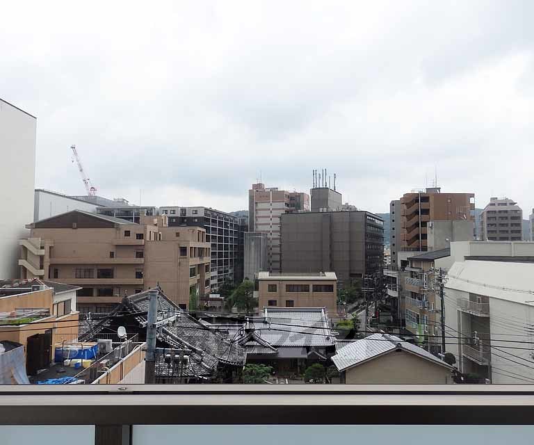 【京都市下京区中之町のマンションの眺望】