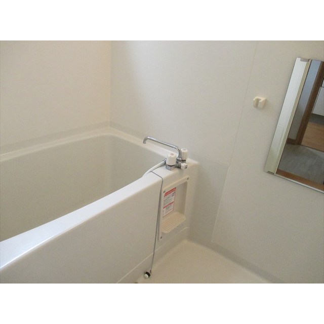 バス・シャワールーム　浴室の様子