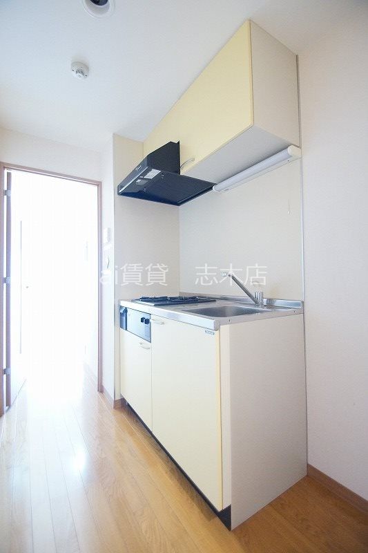 キッチン　※別号室写真