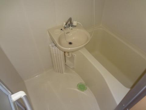 バス・シャワールーム　バス