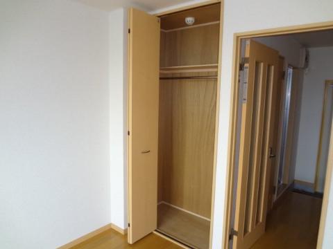 収納　クローゼット