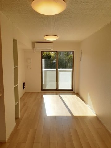 居室・リビング　おしゃれな居間です