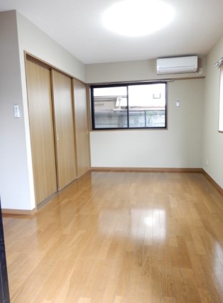 居室・リビング　居間