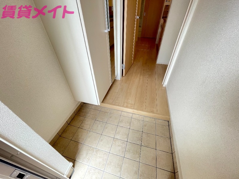 玄関　同型参考写真