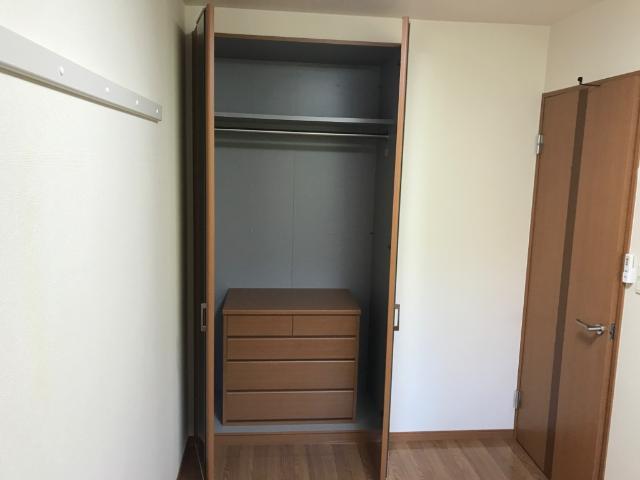 収納　クローゼット