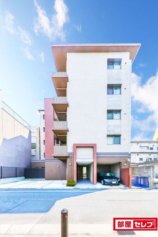 建物外観　本山駅近くにあります。