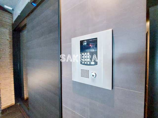 セキュリティ　女性の方でも安心のモニター付きオートロック♪