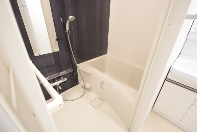 バス・シャワールーム　※別室の参考写真の為、現況優先です。