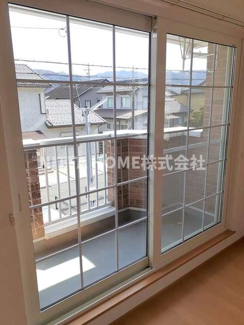 バルコニー　日当たり良好なバルコニーです＊