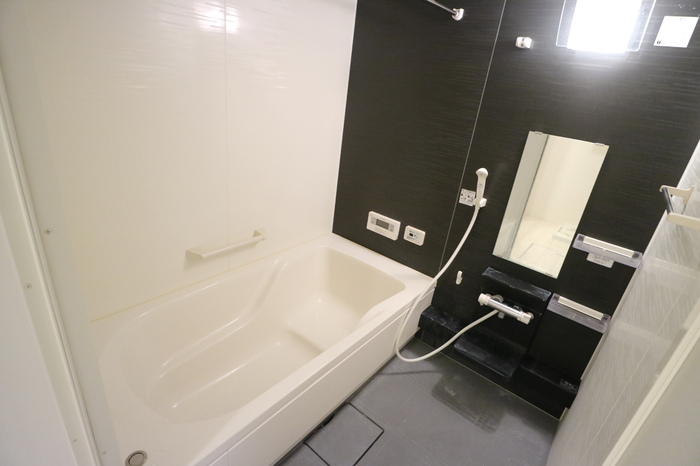 バス・シャワールーム　浴室