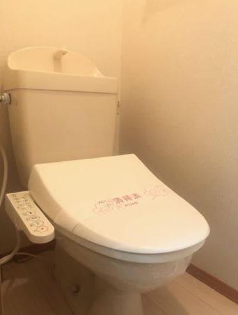 トイレ　温水洗浄暖房便座