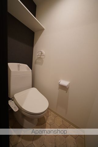 地下鉄御堂筋線 中津駅 徒歩4分 14階建 築1年のトイレ写真