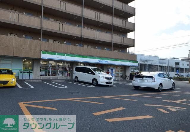 コンビニ　ファミリーマート戸田全農通り店（コンビニ）まで1020m