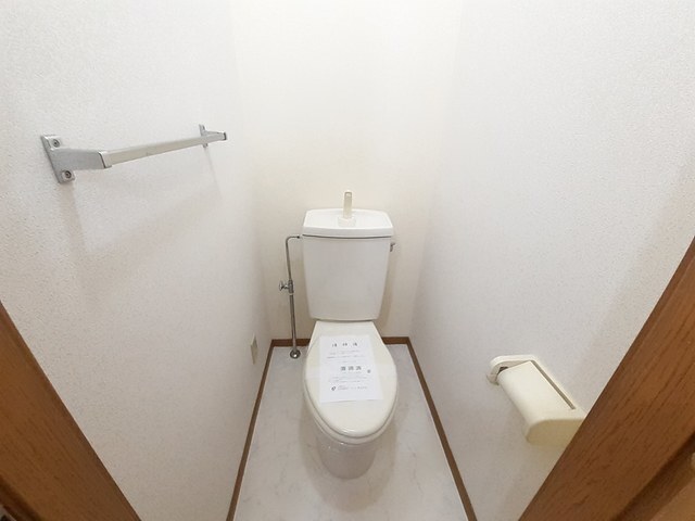 【サンパ－ク伍番館のトイレ】