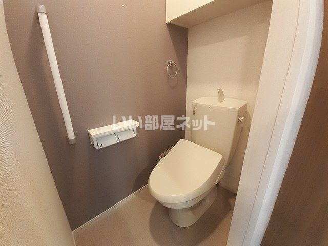 【姫路市別所町別所のアパートのトイレ】