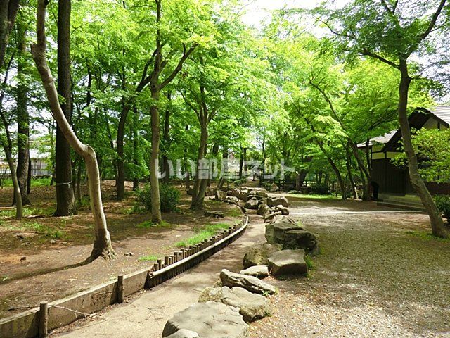 【オーパスホームズ武蔵小金井の公園】