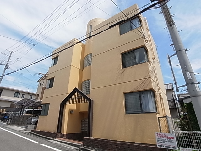 エレガンス板宿の建物外観