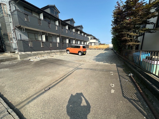 【イマージュA棟の駐車場】