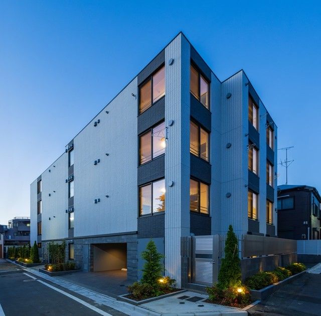 【豊島区目白のマンションの建物外観】