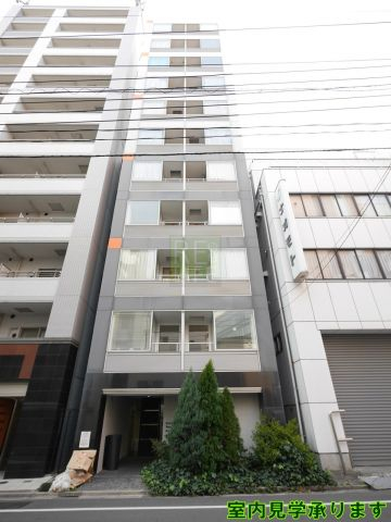 千代田区岩本町のマンションの建物外観