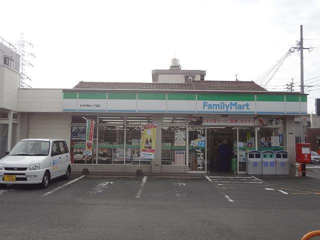 コンビニ　ファミリーマート／ながた青山一丁目店（コンビニ）まで388m